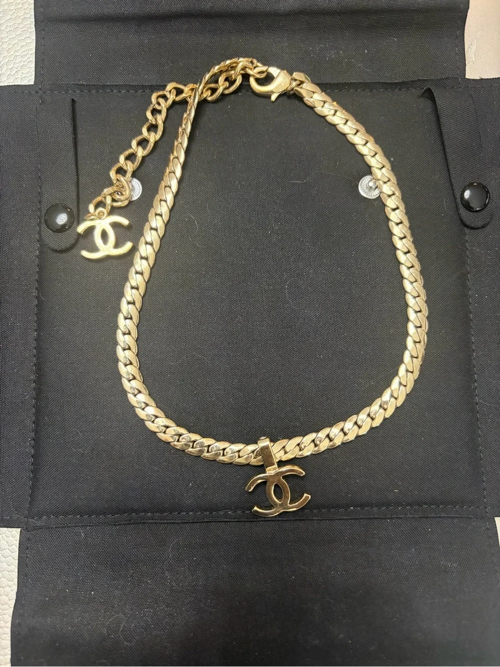 CHANEL CC LOGO NECKLACE GOLD TONE AUTHENTIC W/ BOX & RECEIPT